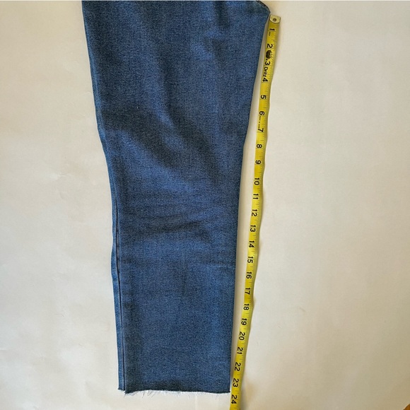 Blank NYC Madison Crop Straight Leg Denim Raw Hem Women’s size 29 - Picture 4 of 6